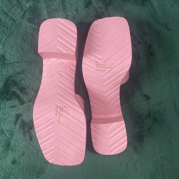 Lemonade Pink Women's Slip-on Sandals Size 8 Dolls Kill - Picture 2 of 9